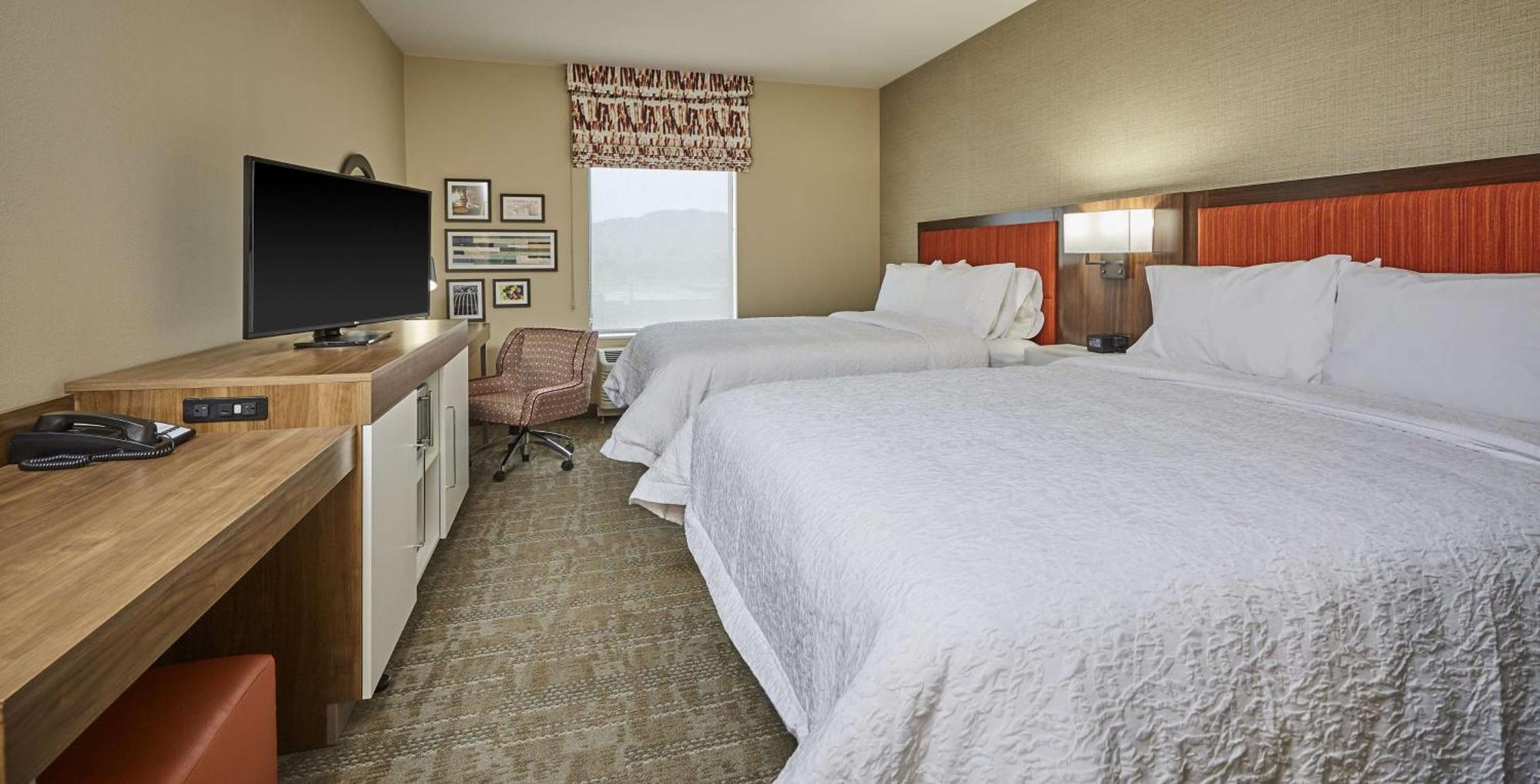 Hampton Inn & Suites Roseburg Exterior foto